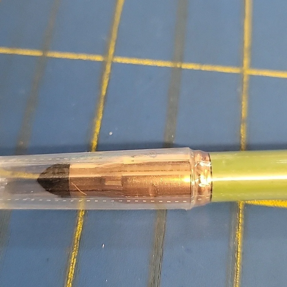 Revolution Streamline Eyelinee Green 1.3g New Sealed Pencil